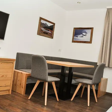 Ferienwohnung Bergruh Steeg Exterior foto